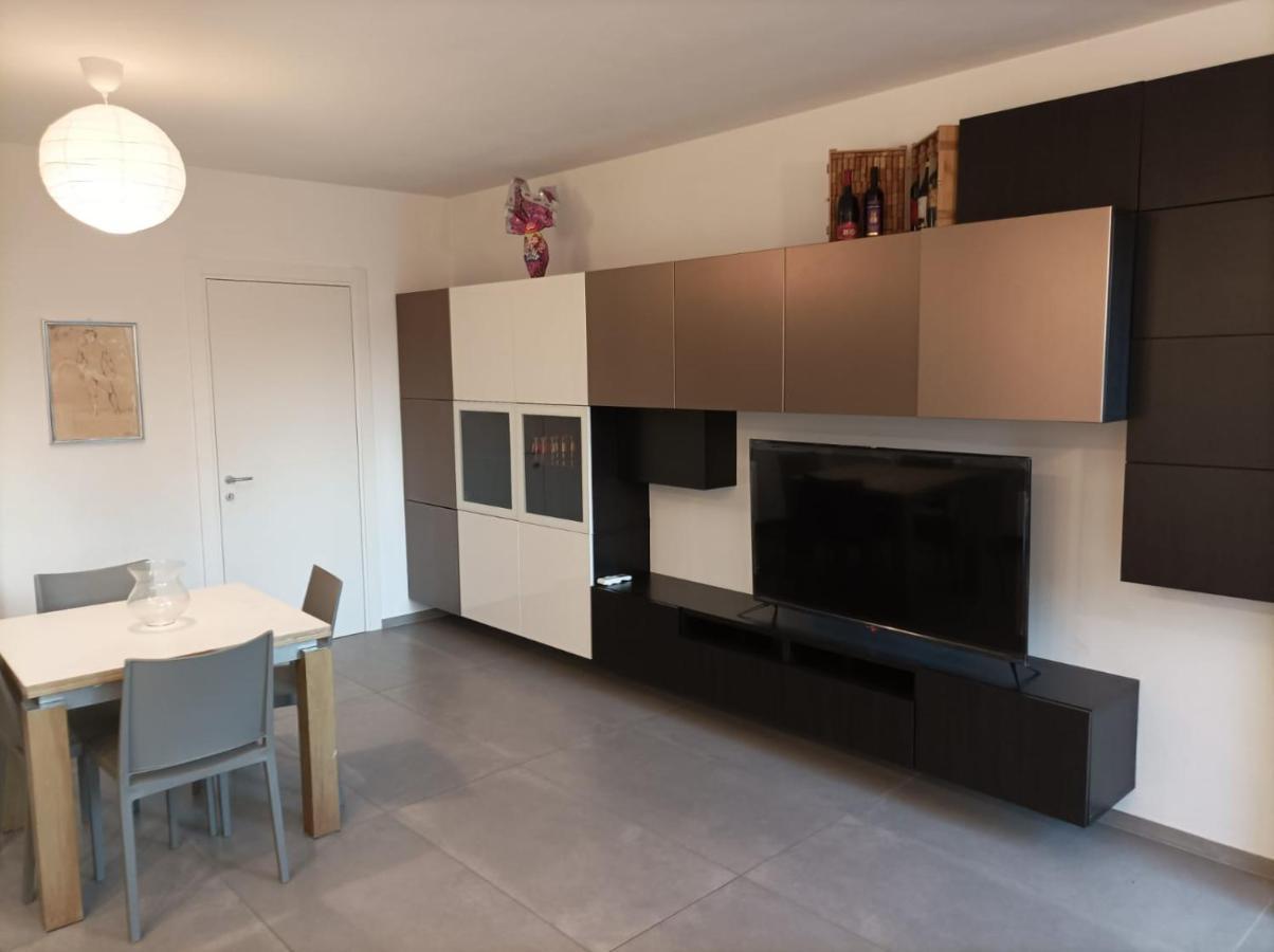 Ferienwohnung Caky'S House Desenzano del Garda Exterior foto