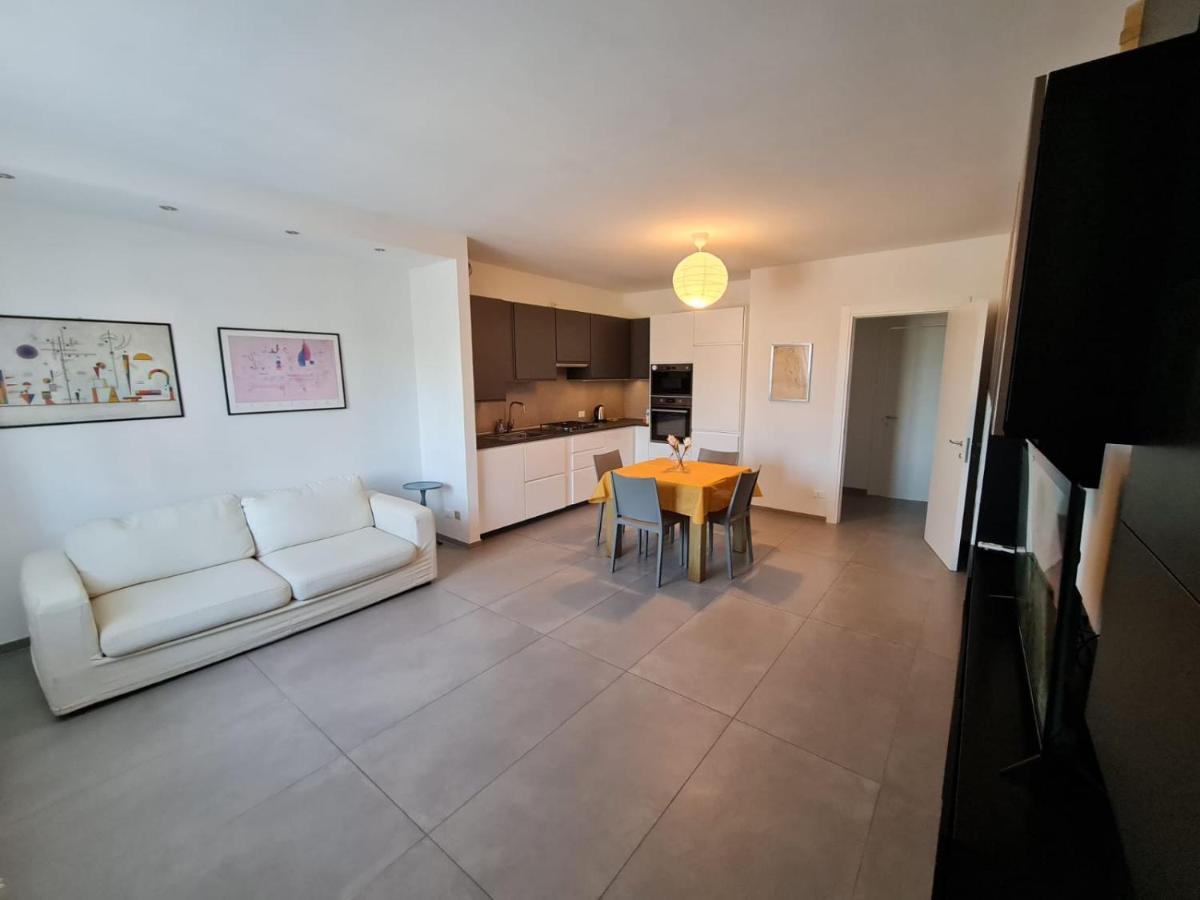 Ferienwohnung Caky'S House Desenzano del Garda Exterior foto